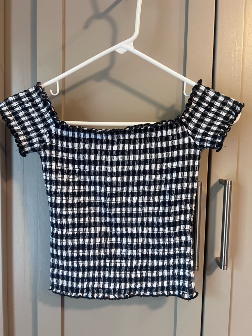 Hollister Women’s Black and White Gingham Smocked Off-Shoulder Top - Size XS